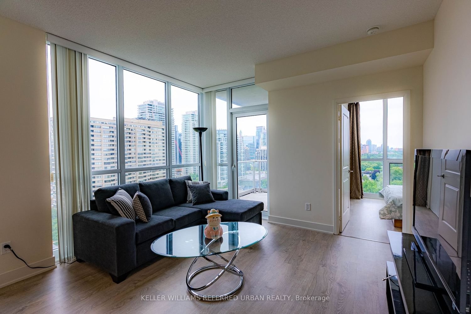 88 Sheppard Ave E, unit 1707 for rent - image #7
