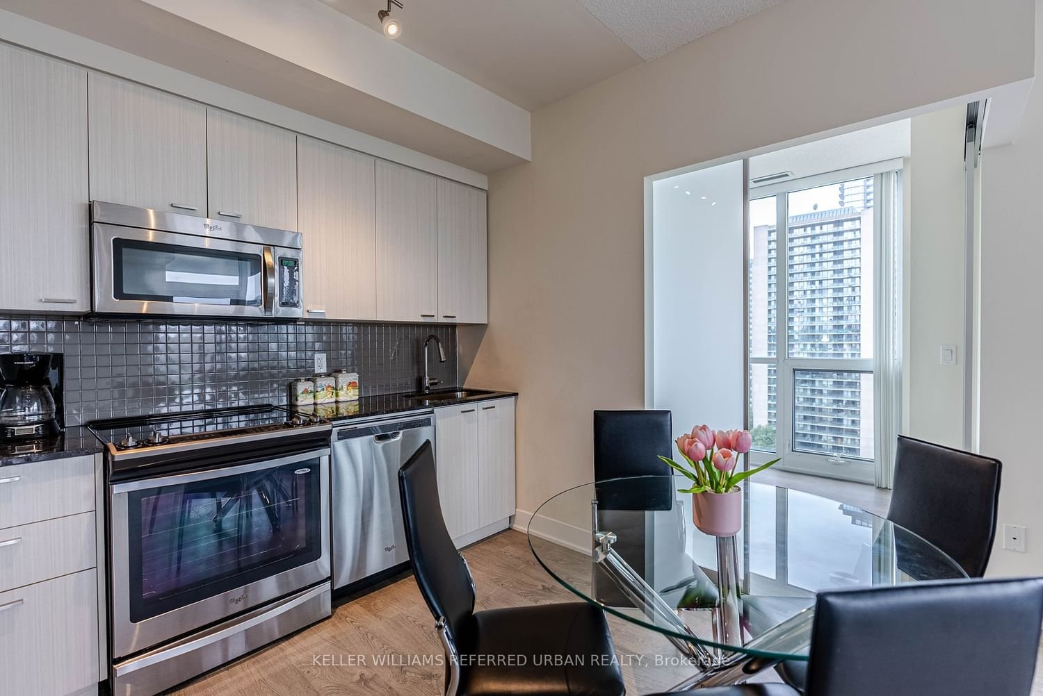 88 Sheppard Ave E, unit 1707 for rent - image #9