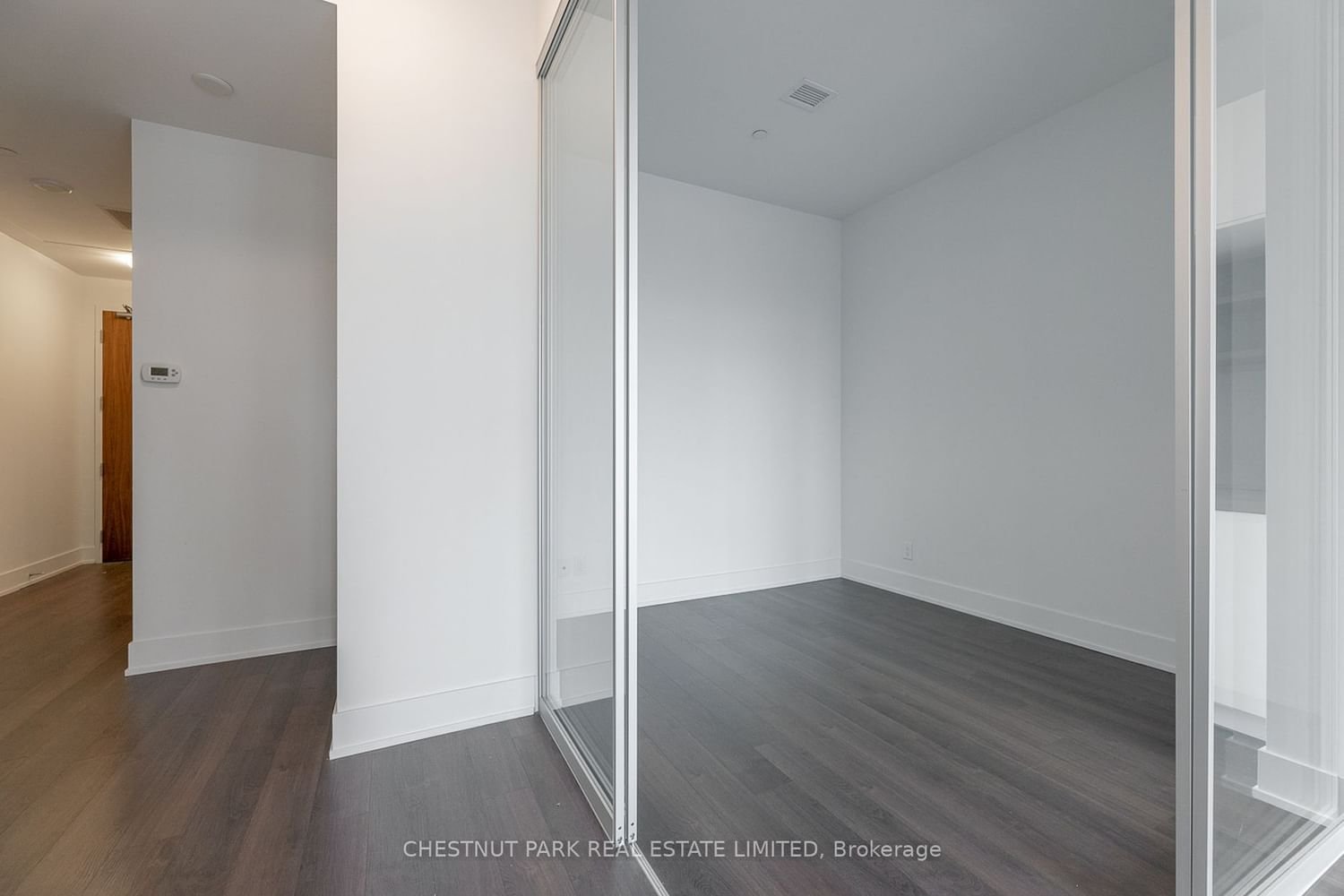 111 St Clair Ave W, unit 709 for rent - image #14