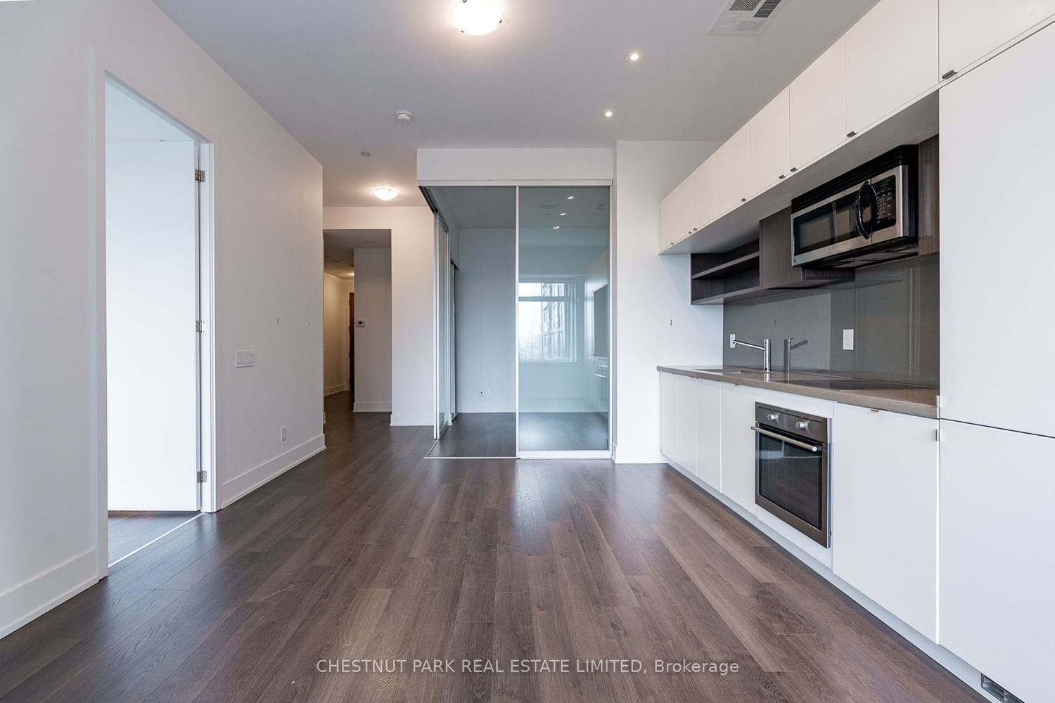 111 St Clair Ave W, unit 709 for rent - image #5