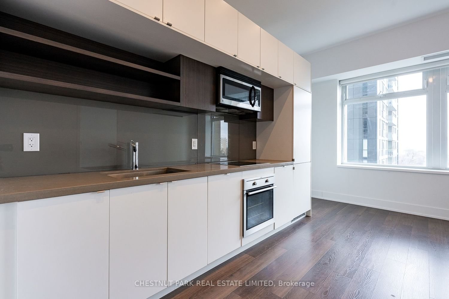 111 St Clair Ave W, unit 709 for rent - image #6