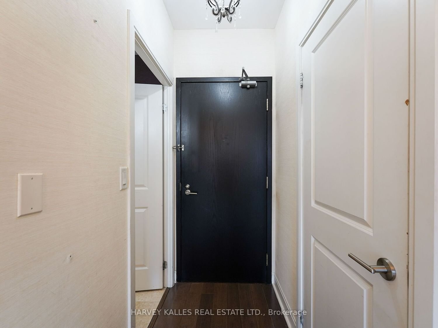 18 Yorkville Ave, unit 1305 for rent - image #17