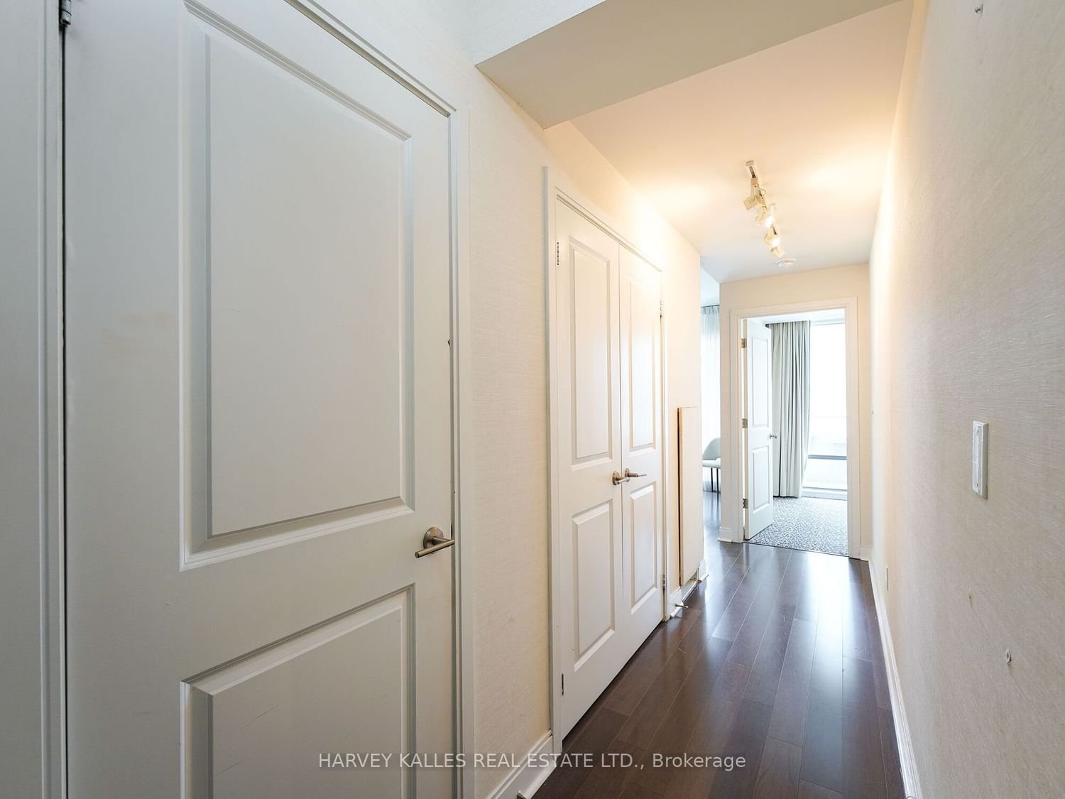 18 Yorkville Ave, unit 1305 for rent - image #18