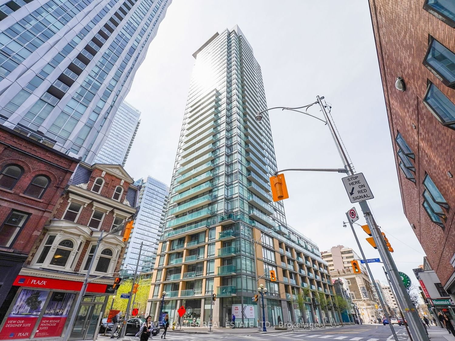 18 Yorkville Ave, unit 1305 for rent - image #2