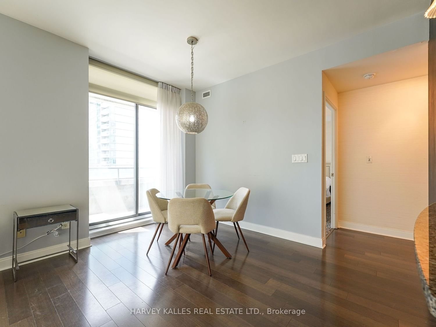 18 Yorkville Ave, unit 1305 for rent - image #30