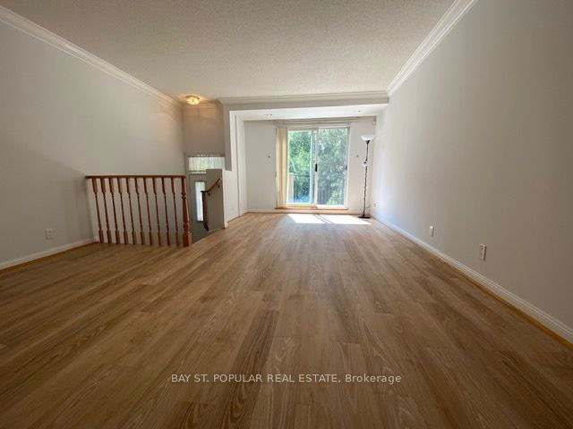 28 Sommerset Way, unit 1009 for rent - image #4