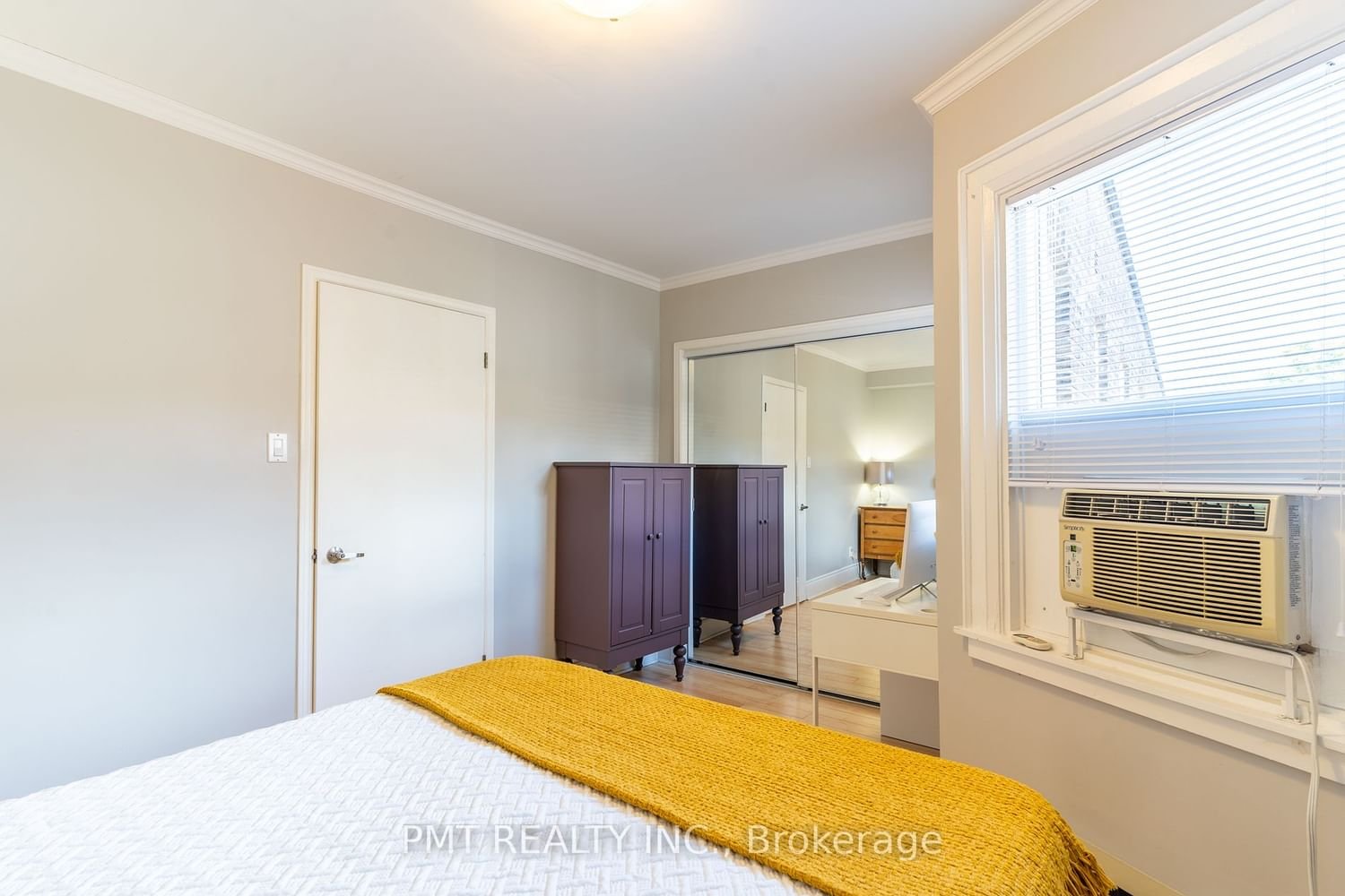 114 Vaughan Rd, unit 402 for sale - image #21