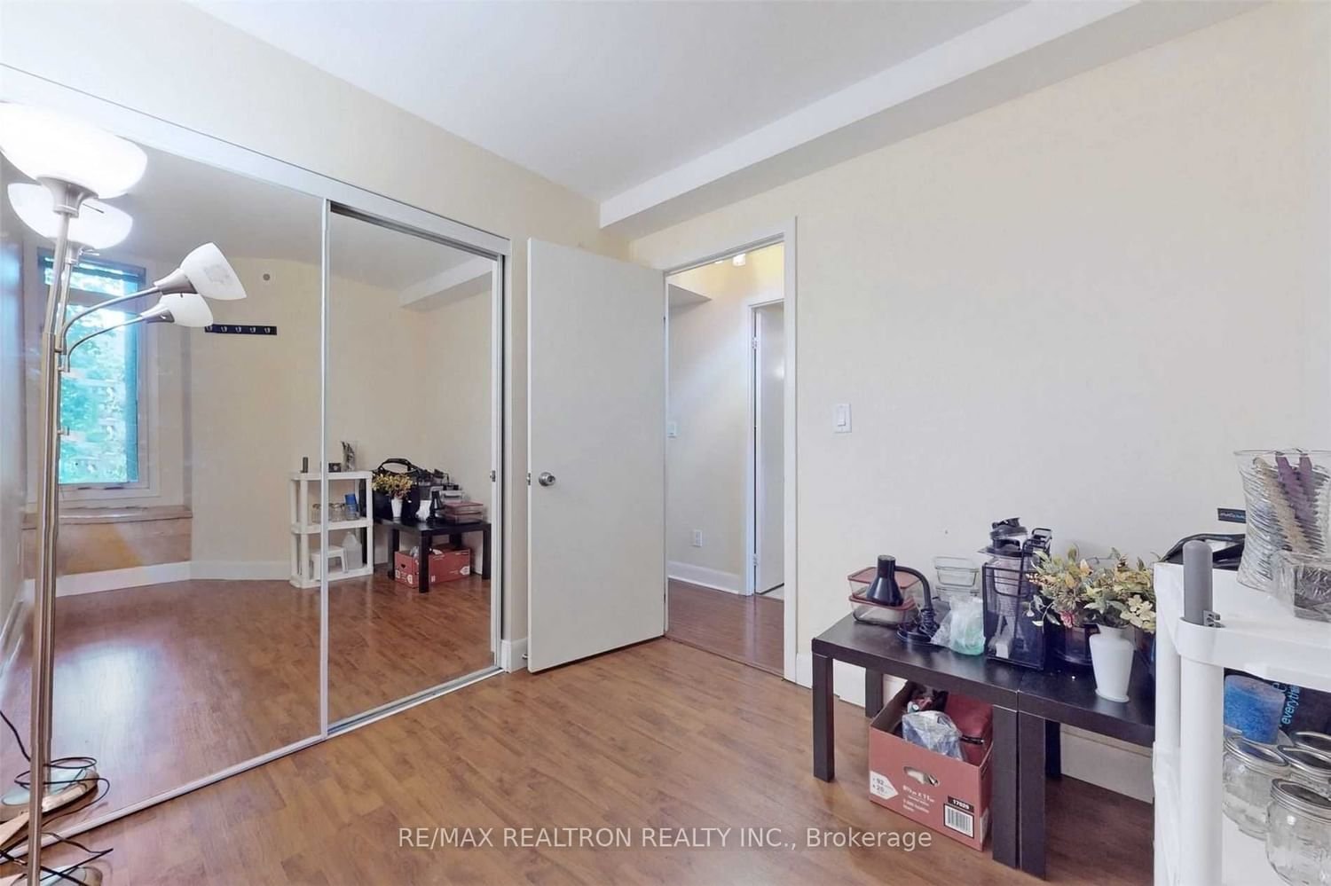 415 Jarvis St, unit 237 for rent - image #24