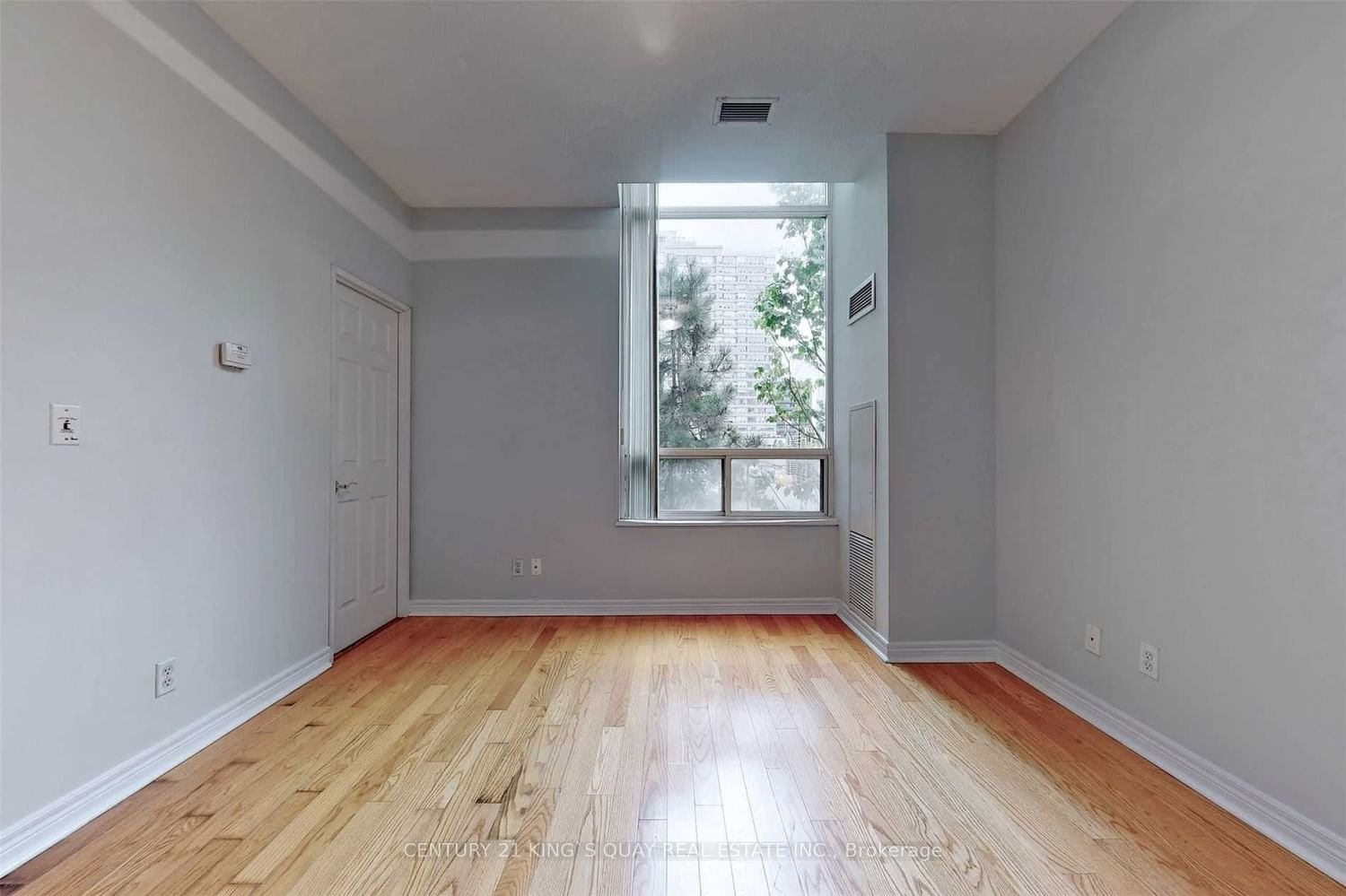 23 Hollywood Ave, unit 107 for rent - image #21