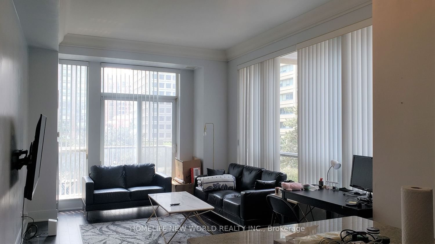 21 Balmuto St, unit 605 for rent - image #3