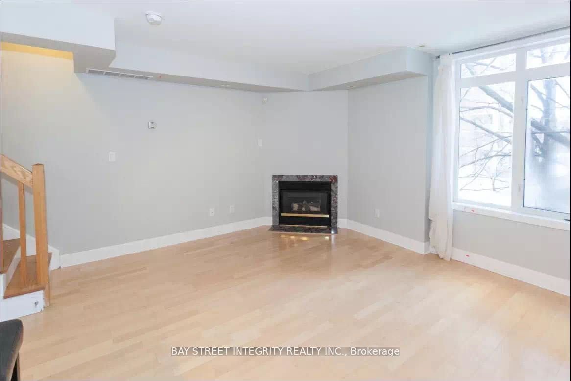 415 Jarvis St, unit 355 for rent - image #5