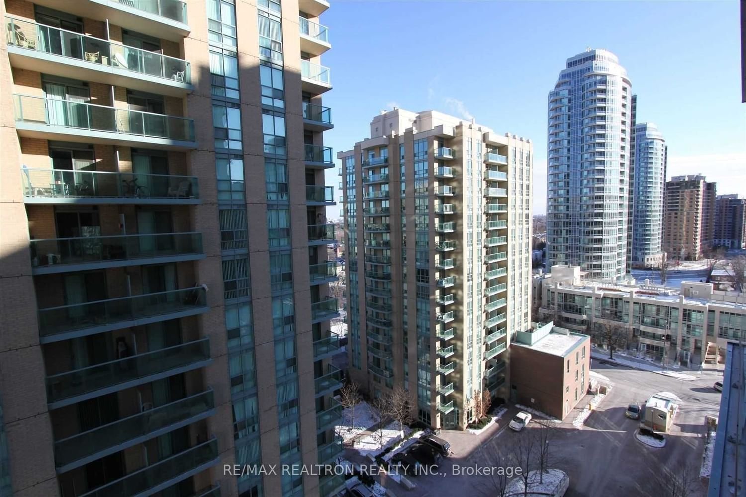 22 Olive Ave, unit 1807 for rent - image #9