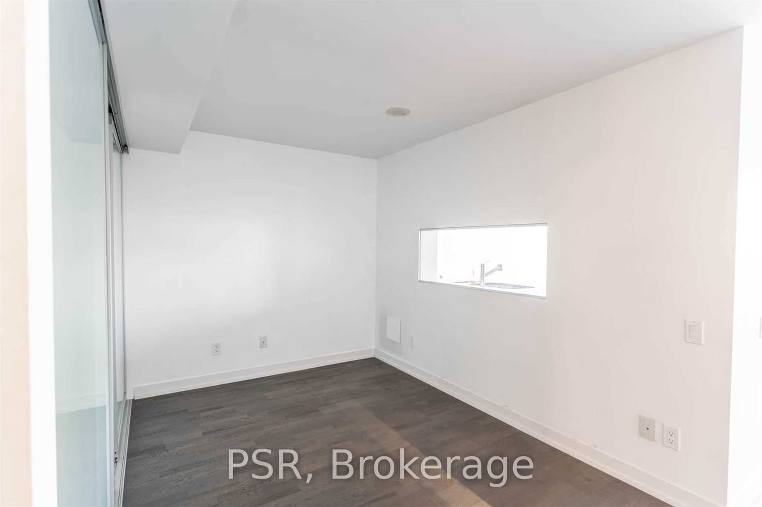 560 King St W, unit 509 for rent - image #2