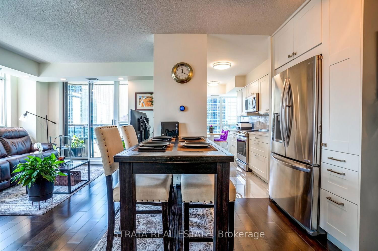 33 Empress Ave S, unit 1610 for sale