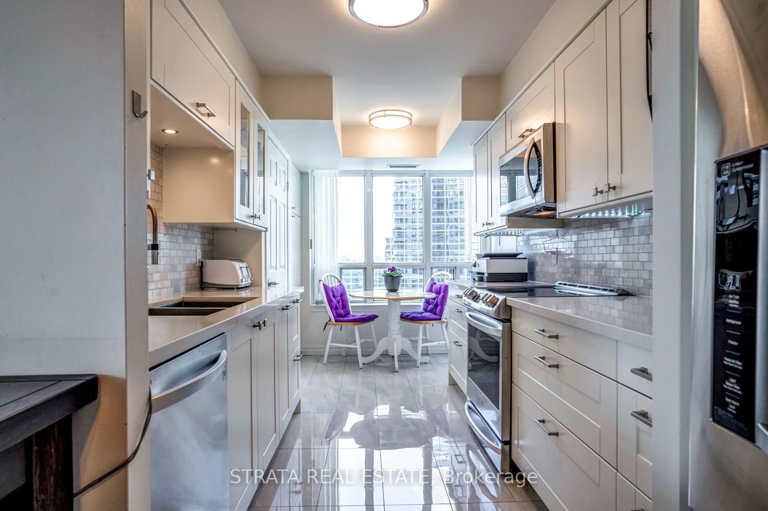 33 Empress Ave S, unit 1610 for sale - image #12