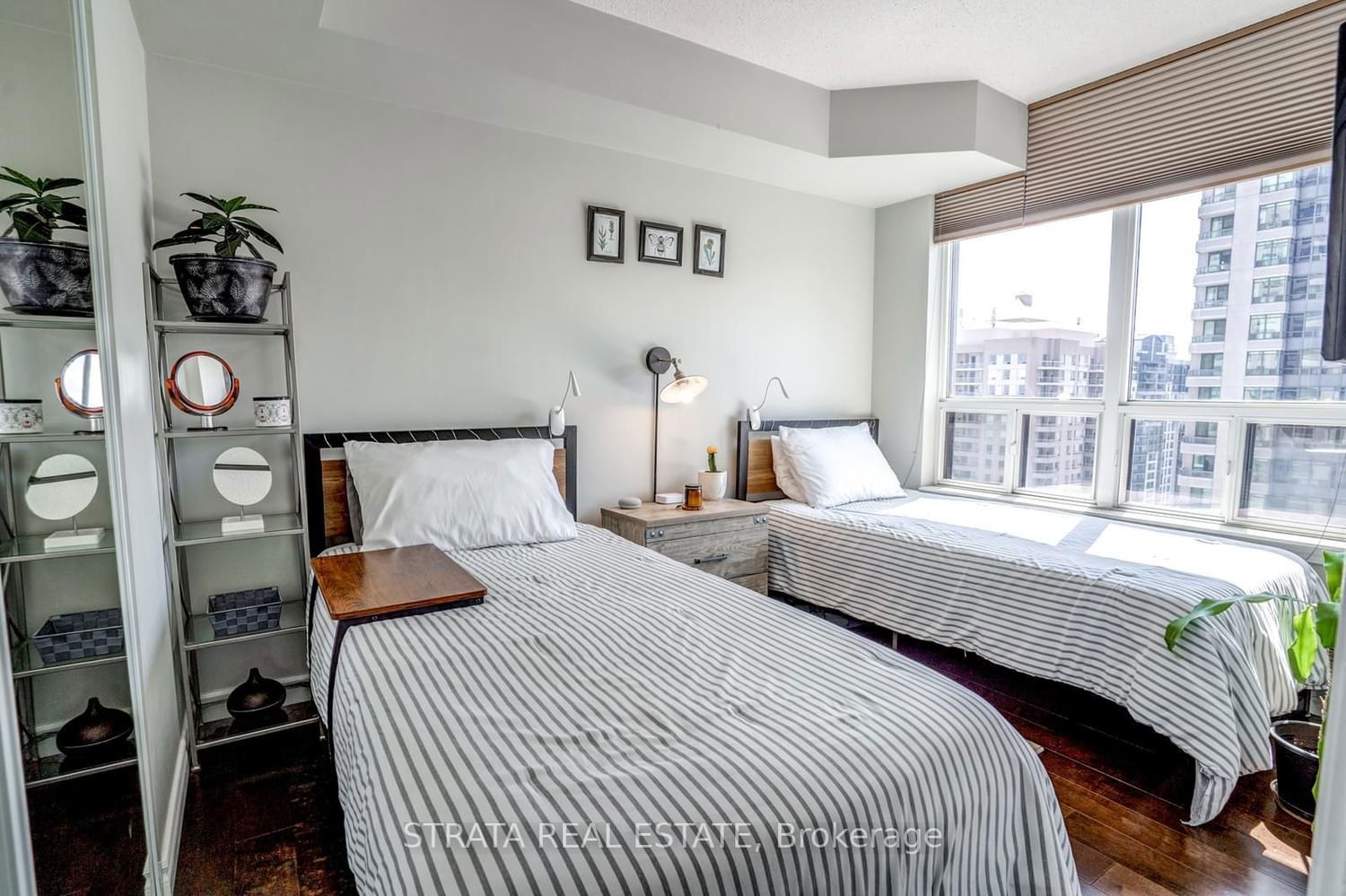 33 Empress Ave S, unit 1610 for sale - image #22