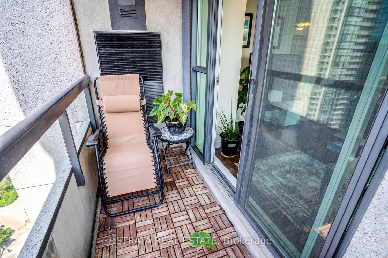 33 Empress Ave S, unit 1610 for sale - image #28