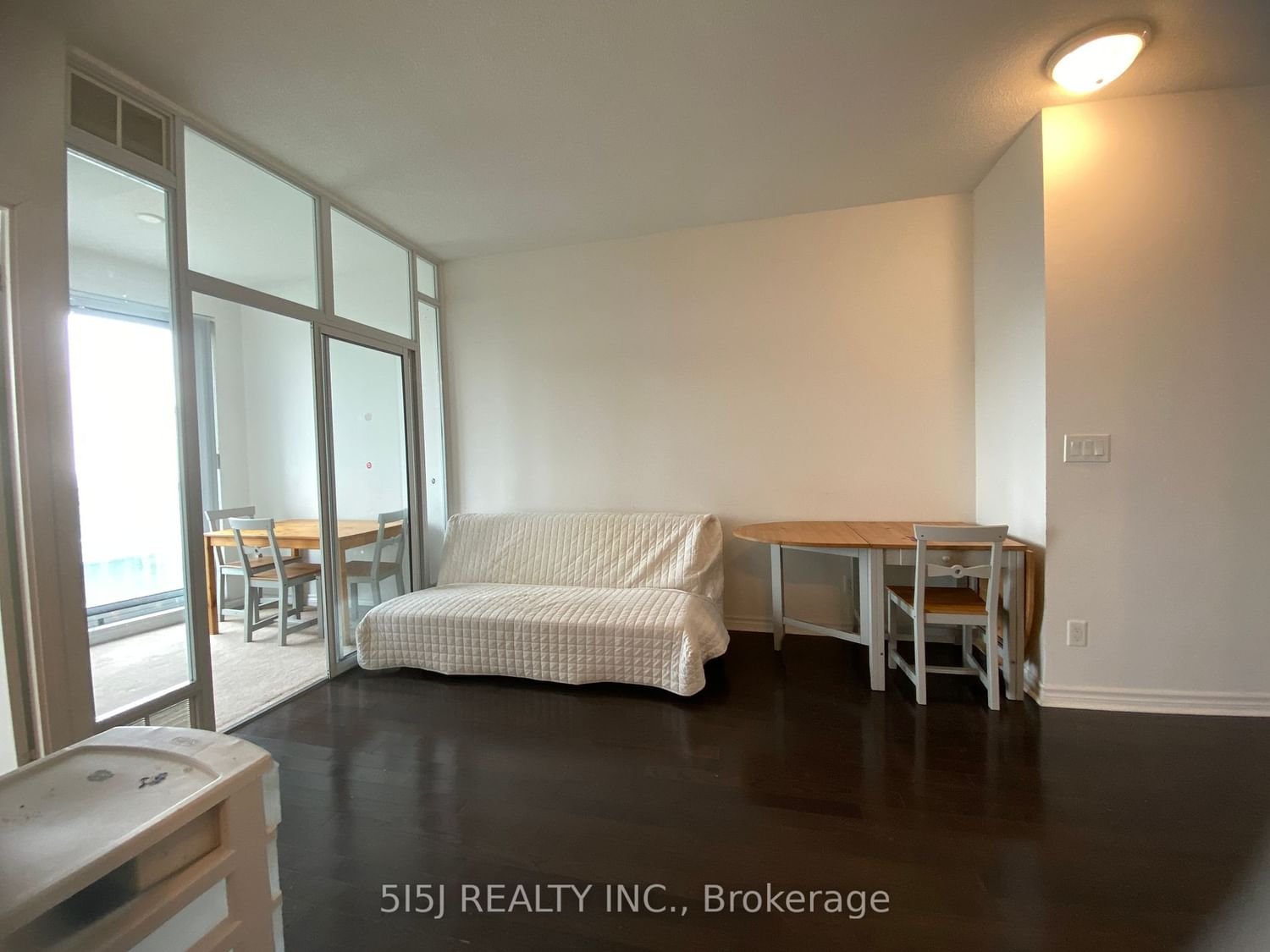 18 Holmes Ave, unit 2001 for rent - image #5