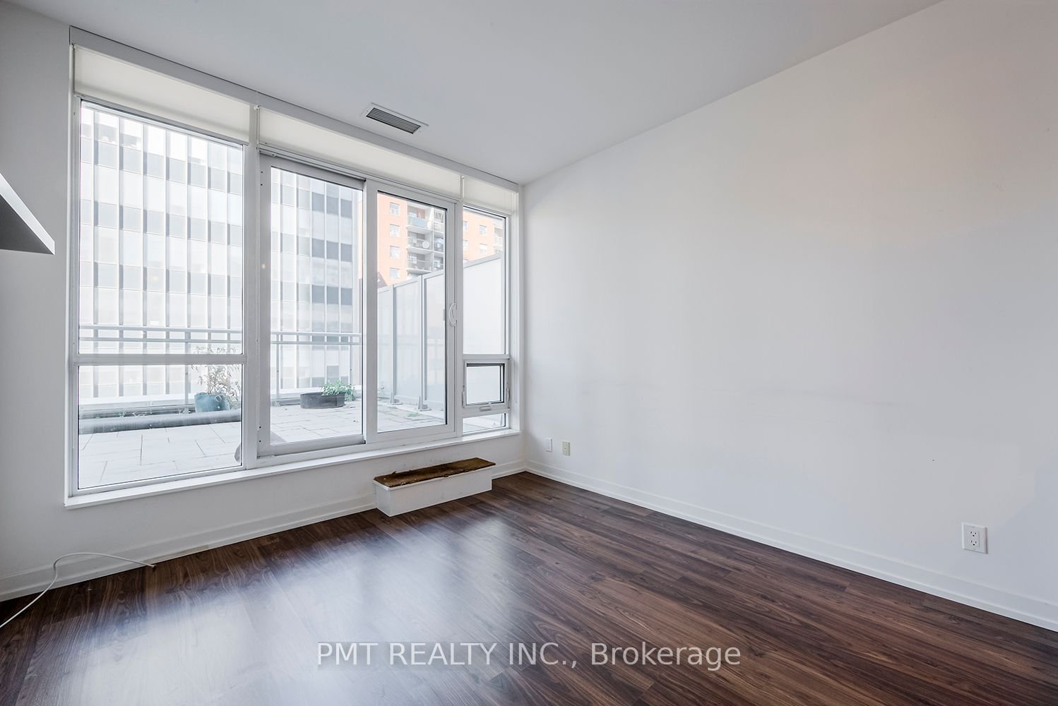 89 Dunfield Ave, unit 608 for rent - image #11