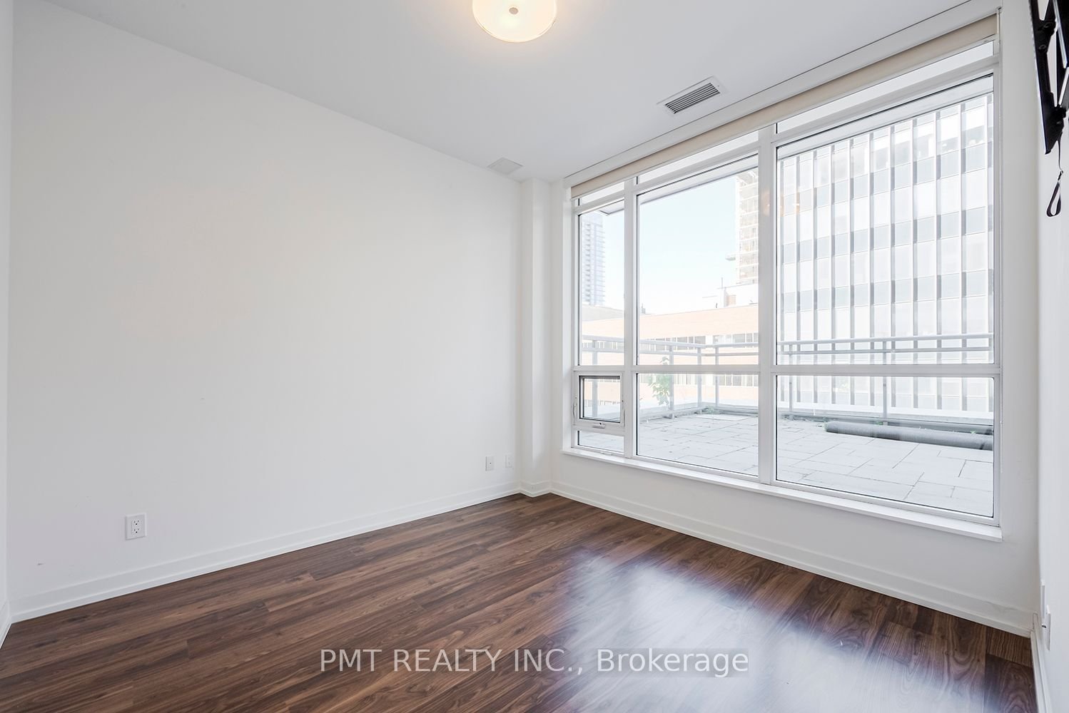89 Dunfield Ave, unit 608 for rent - image #14