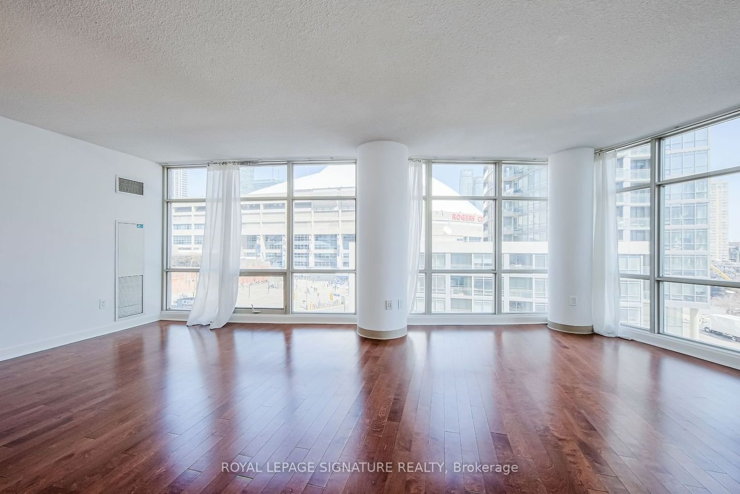10 Navy Wharf Crt, unit 609 for rent - image #12