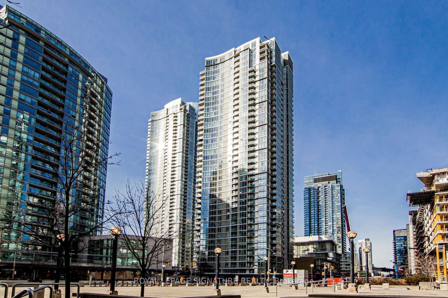 10 Navy Wharf Crt, unit 609 for rent - image #2