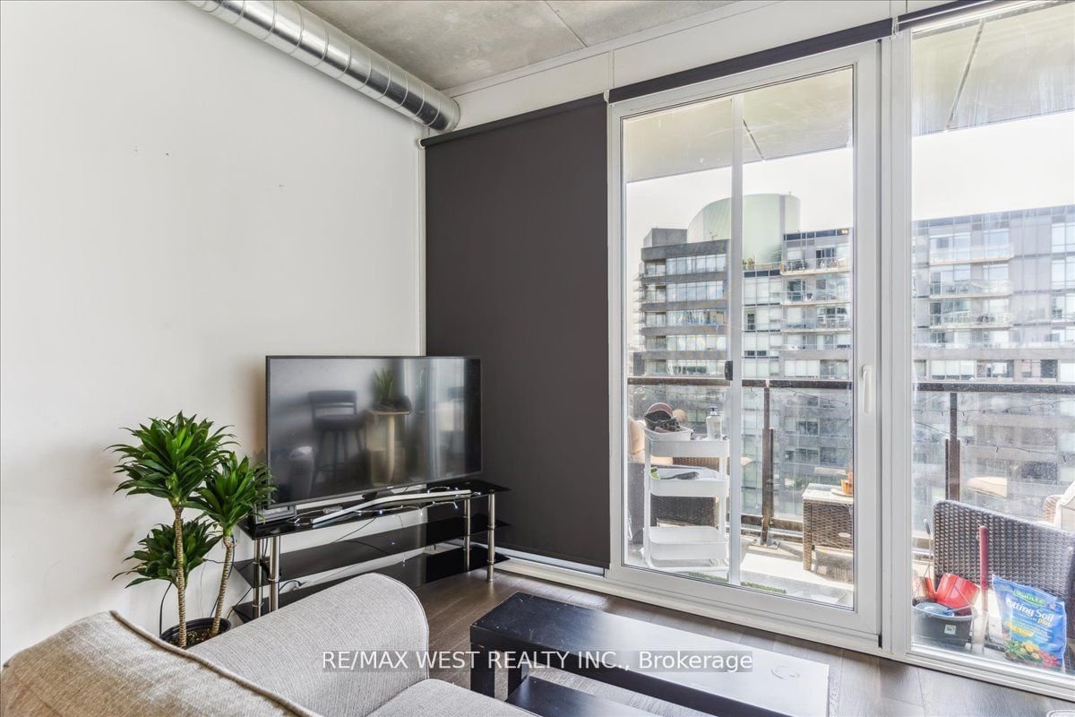 170 Bayview Ave, unit 802 for sale - image #8