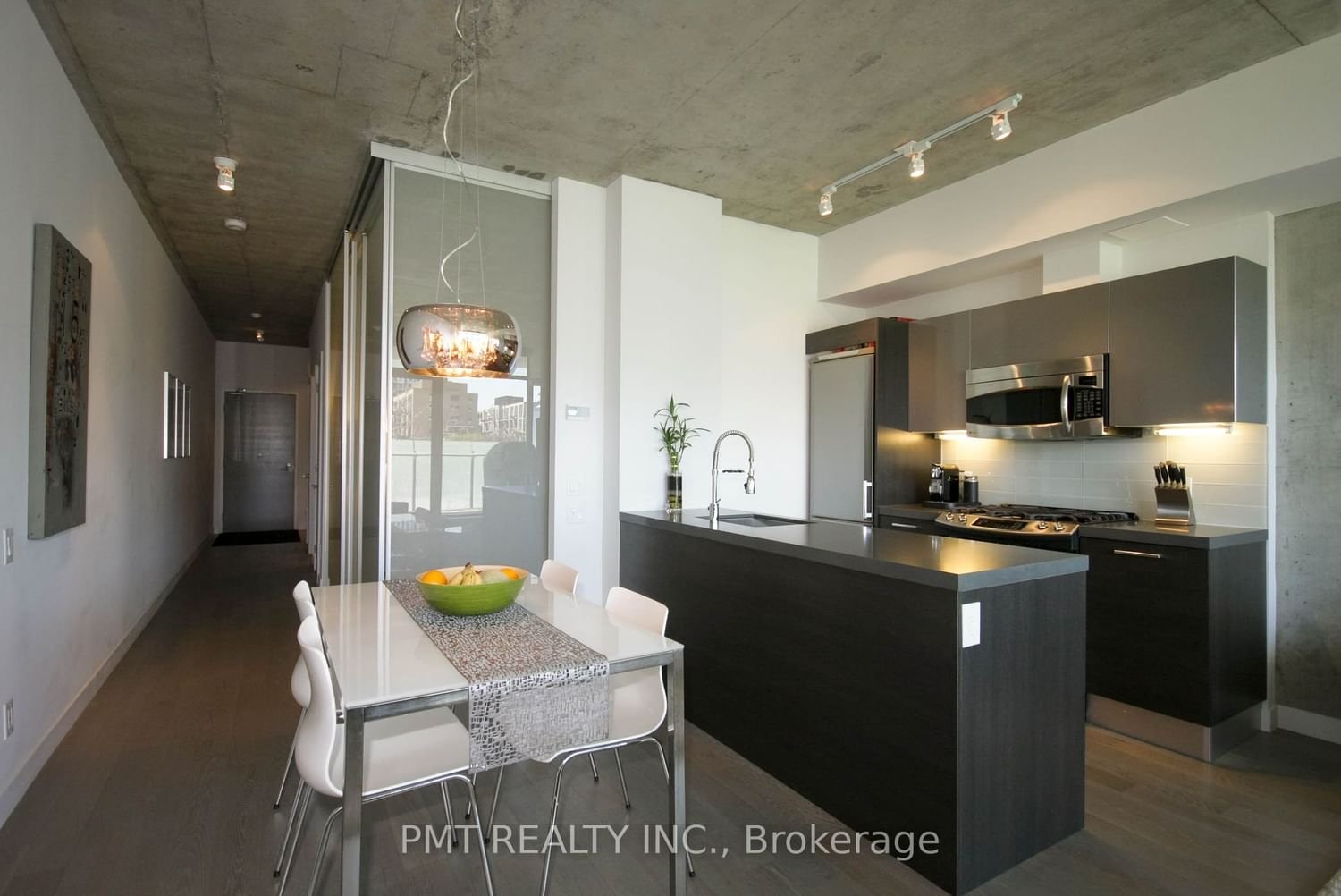 25 Stafford St, unit 301 for rent - image #6