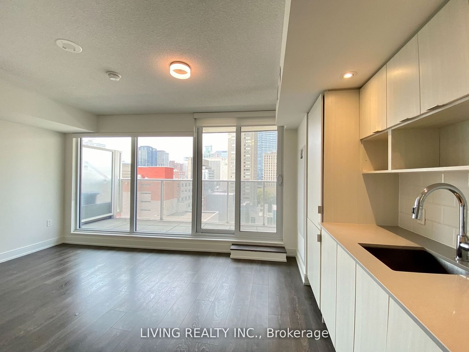 89 Mcgill St, unit 1012 for rent - image #12