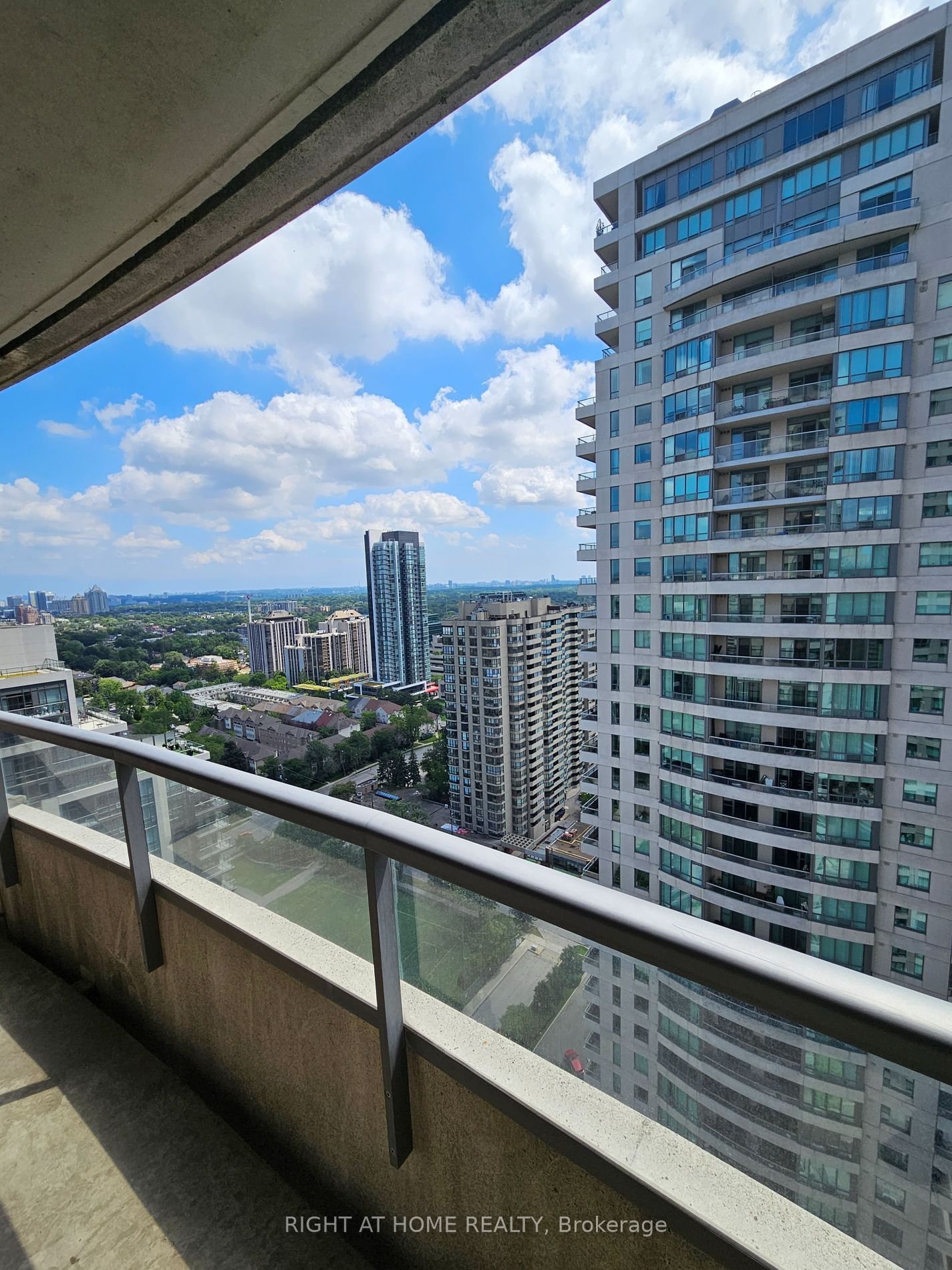 23 Hollywood Ave, unit 3109 for rent - image #16