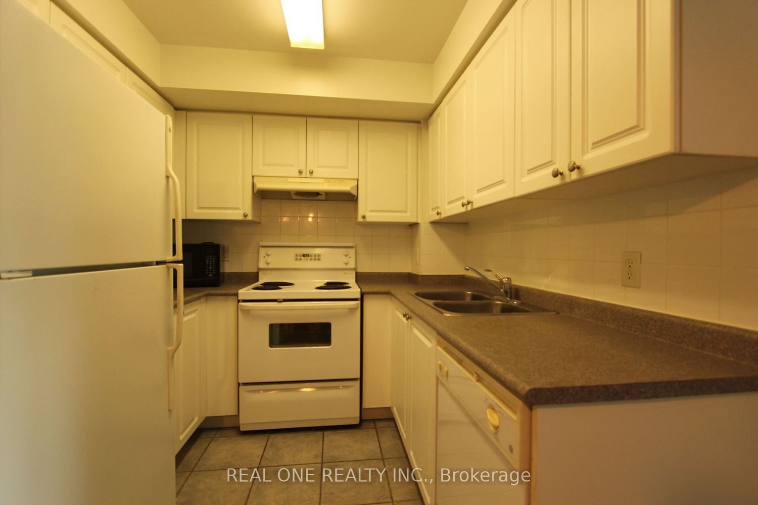 22 Olive Ave, unit 1805 for rent - image #4
