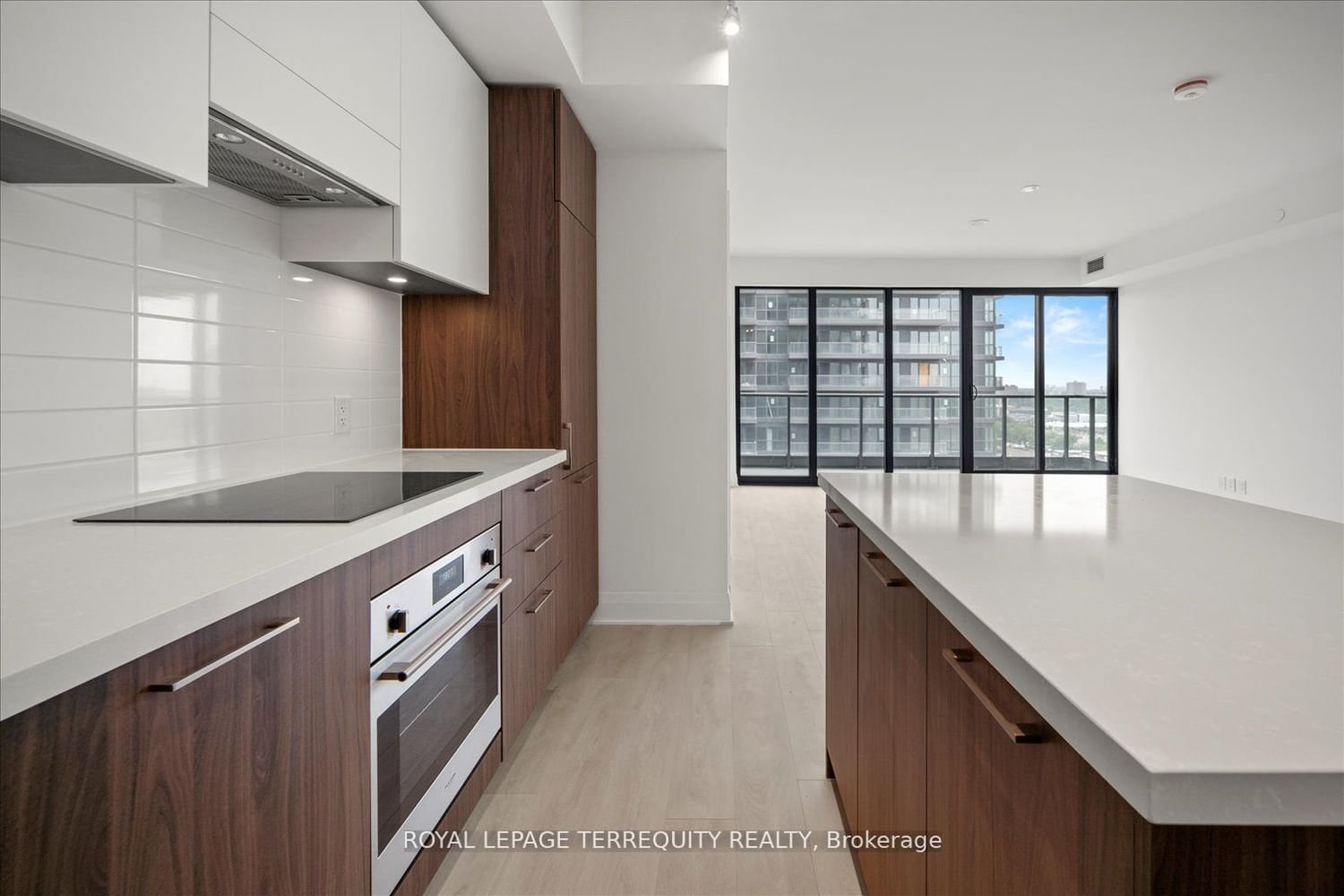 33 Frederick Todd Way, unit 1406 for sale - image #8