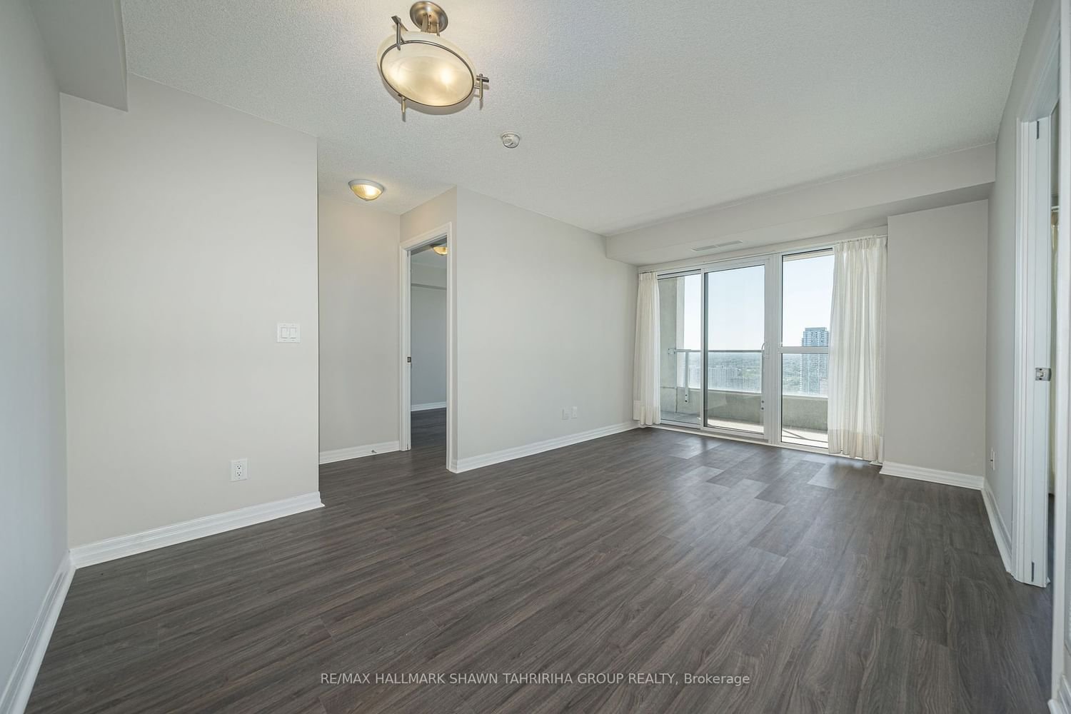 275 Yorkland Rd, unit 2711 for rent - image #6