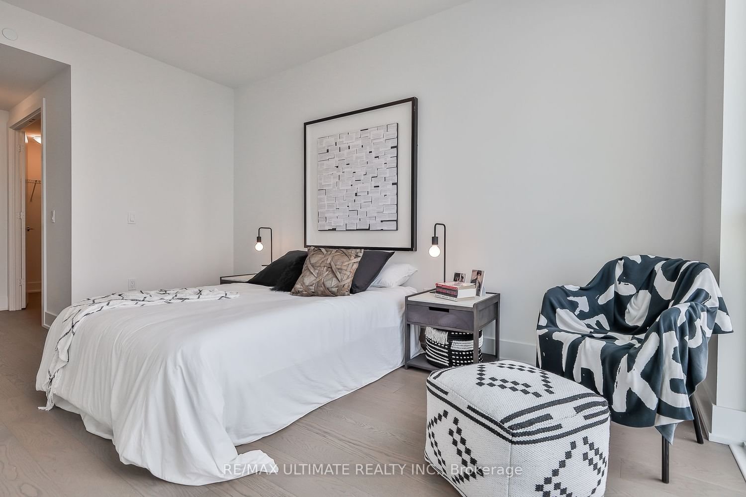 1 Yorkville Ave, unit 4703 for sale - image #15