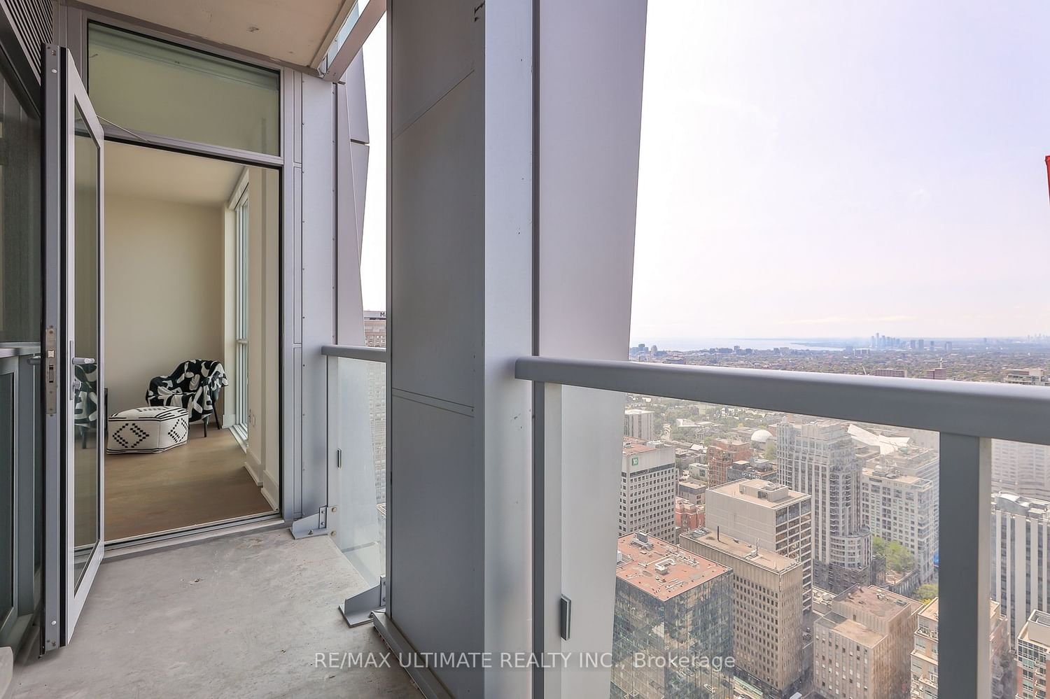 1 Yorkville Ave, unit 4703 for sale - image #16