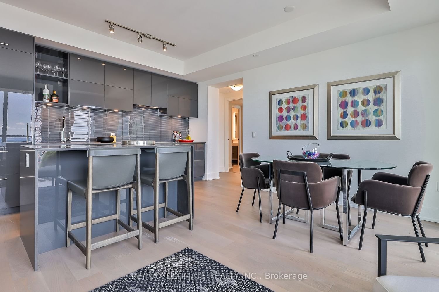 1 Yorkville Ave, unit 4703 for sale - image #6