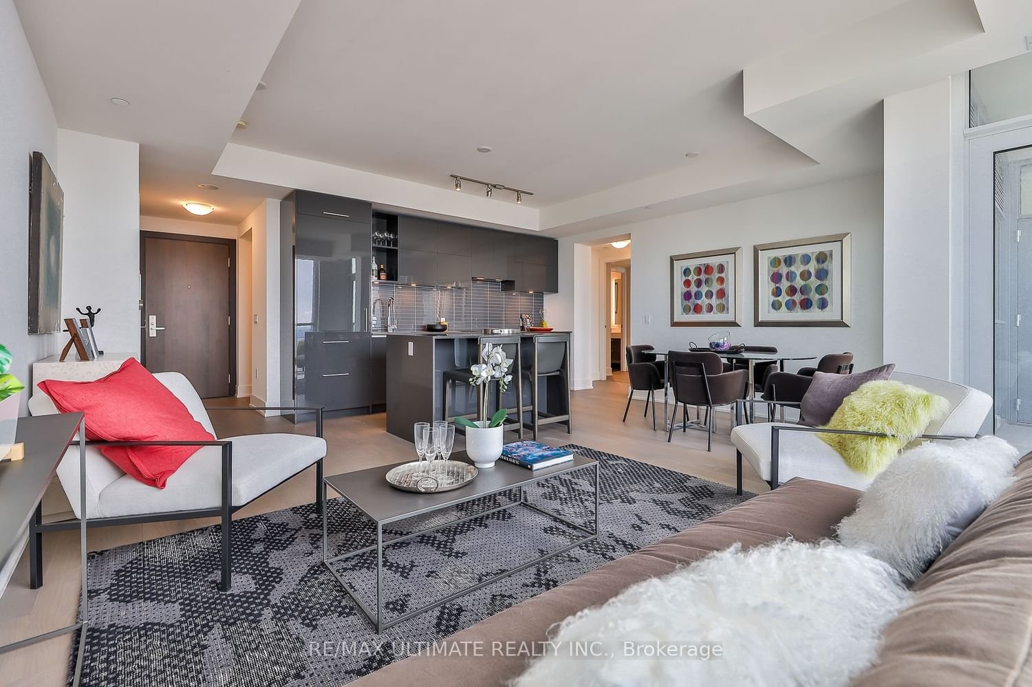 1 Yorkville Ave, unit 4703 for sale - image #7