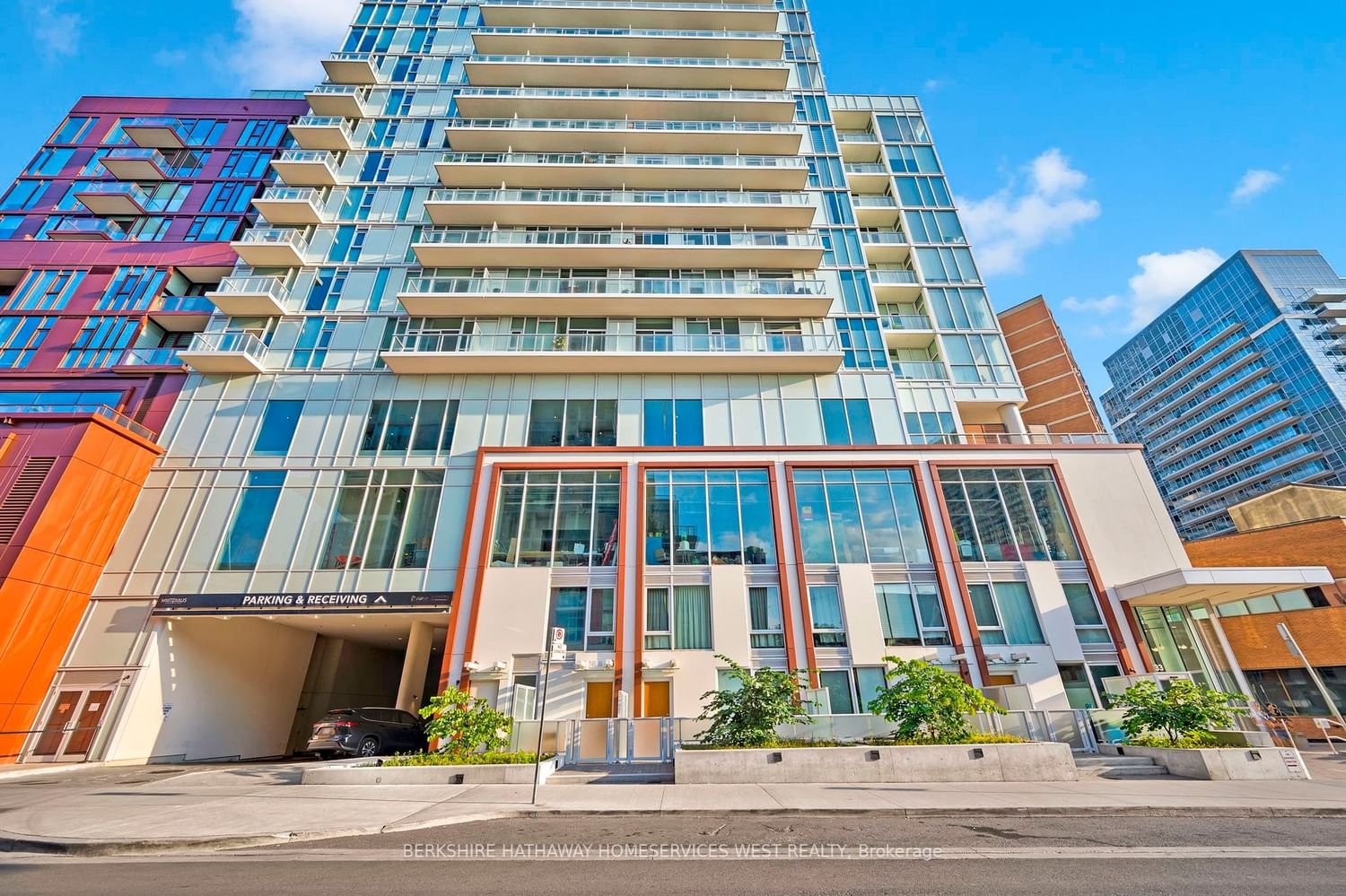 33 Helendale Ave, unit 908 for sale - image #2