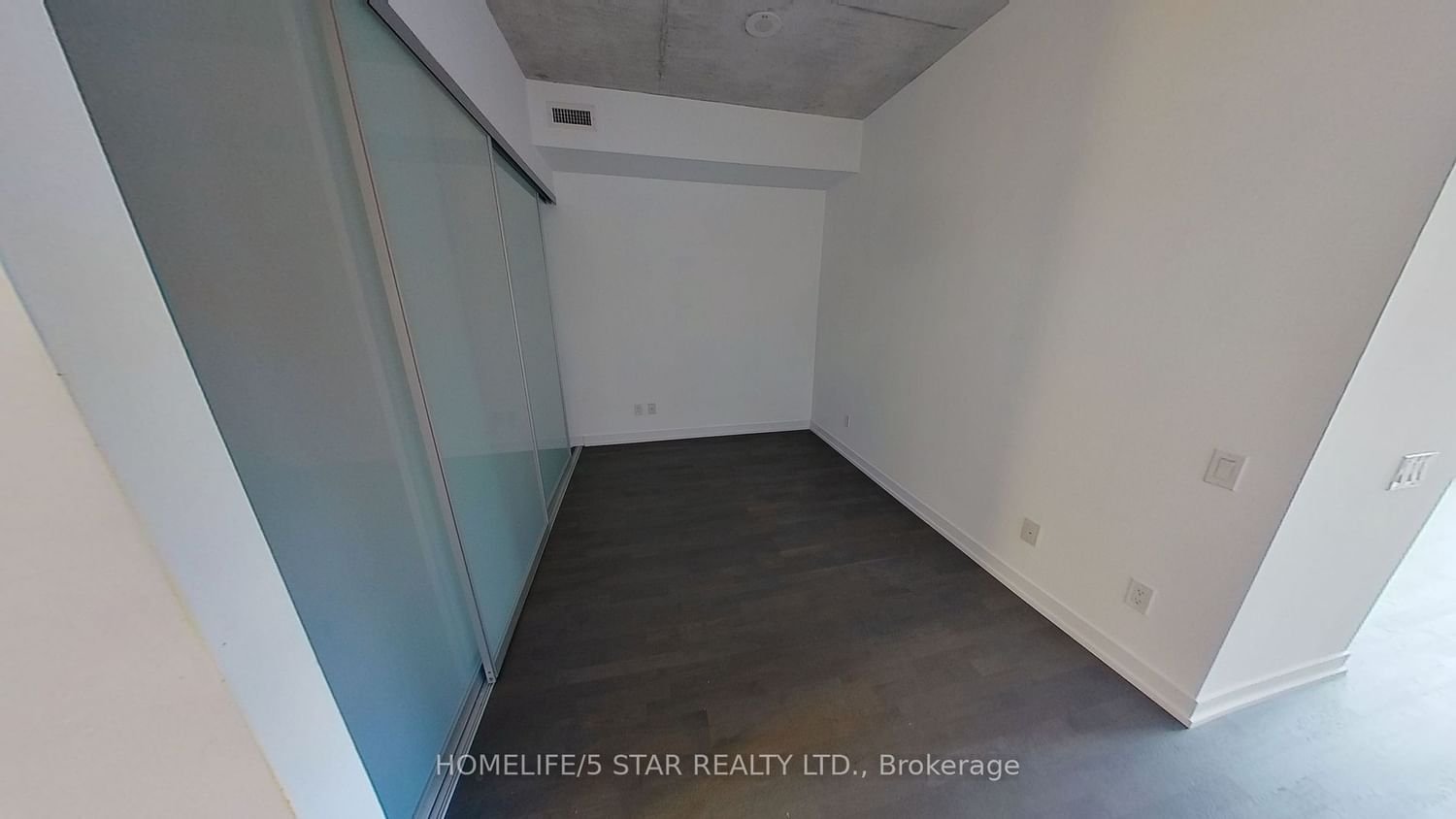 560 King St W, unit 618 for rent - image #6