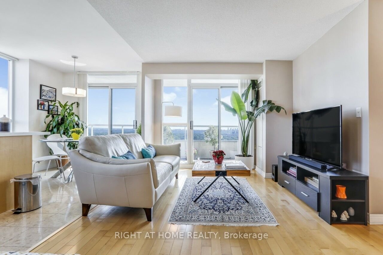 23 Hollywood Ave, unit 3205 for sale - image #13