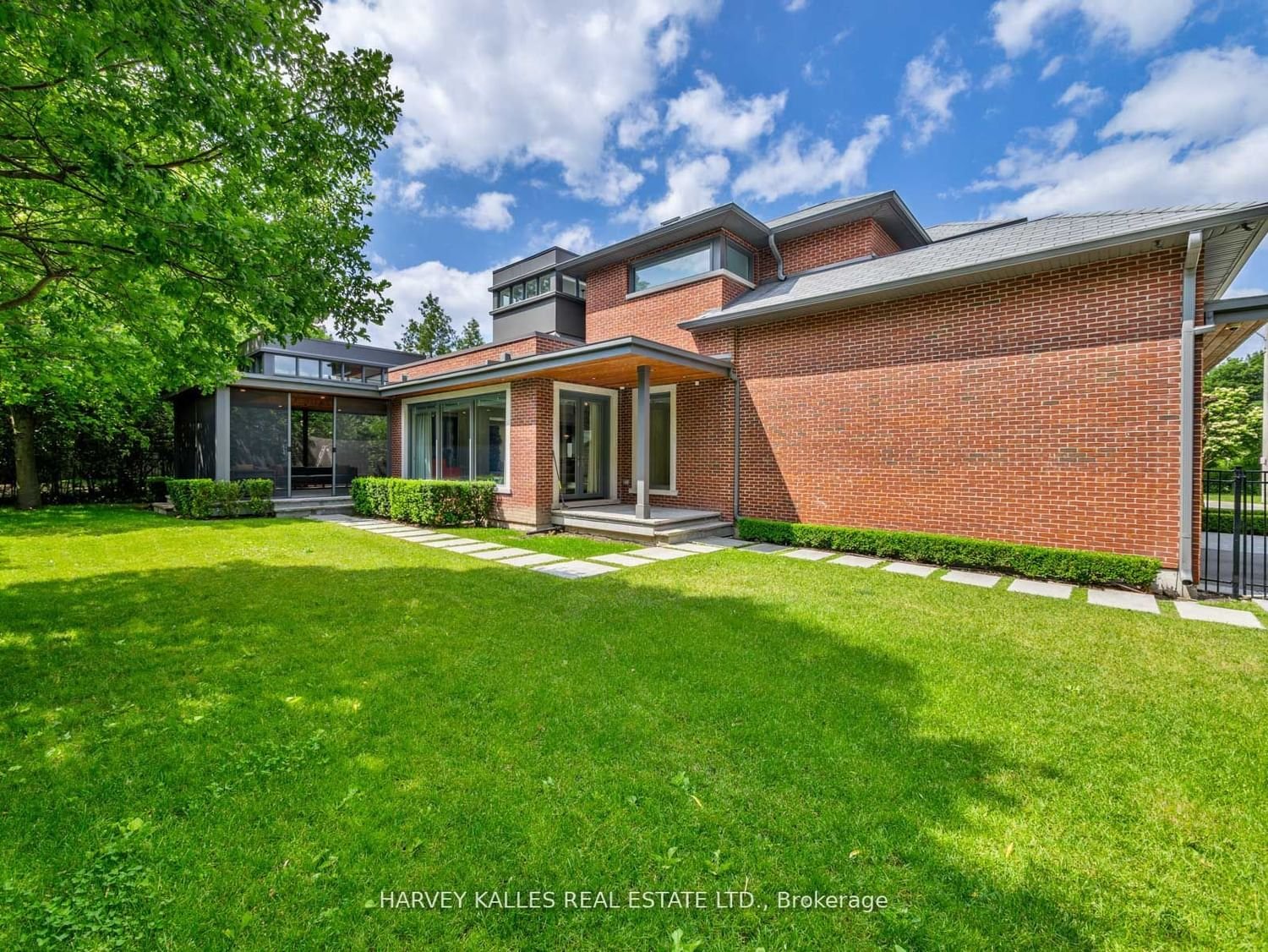76 Strathearn Rd for sale  - image #39