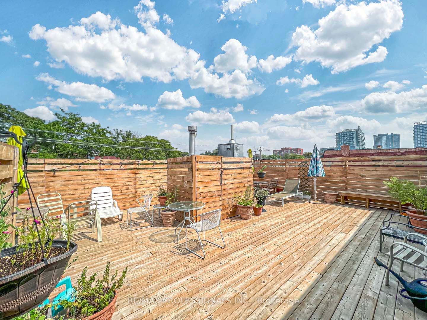 365 Dundas St E, unit 220 for sale - image #12