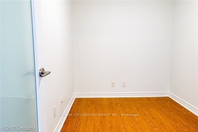 23 Hollywood Ave, unit 3106 for rent - image #16