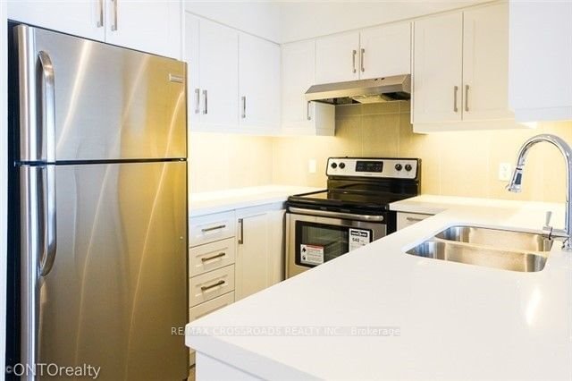 23 Hollywood Ave, unit 3106 for rent - image #6