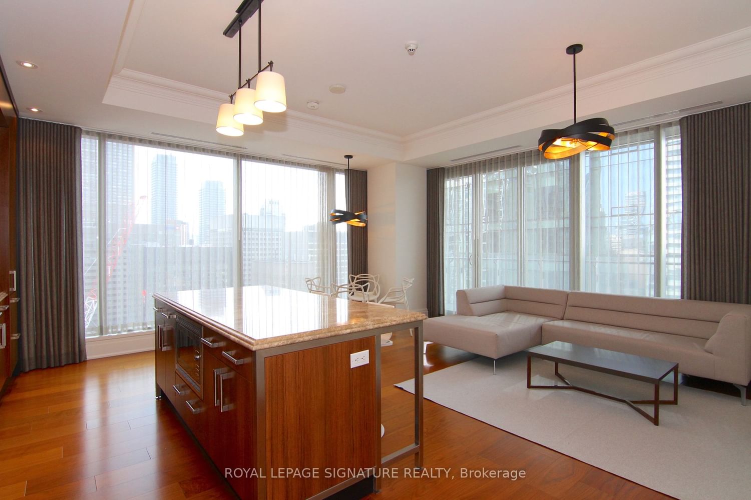 55 Scollard St, unit 1905 for rent in Yorkville - image #2