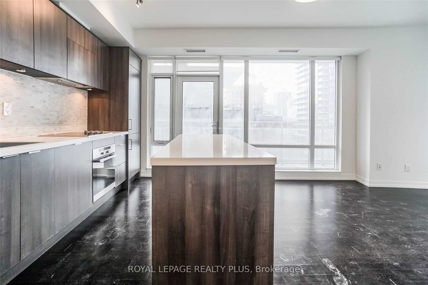 21 Widmer St, unit 911 for rent - image #7