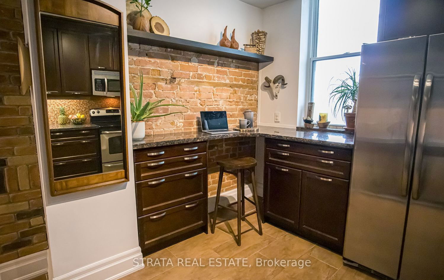 364 Dundas St E, unit A for sale - image #10