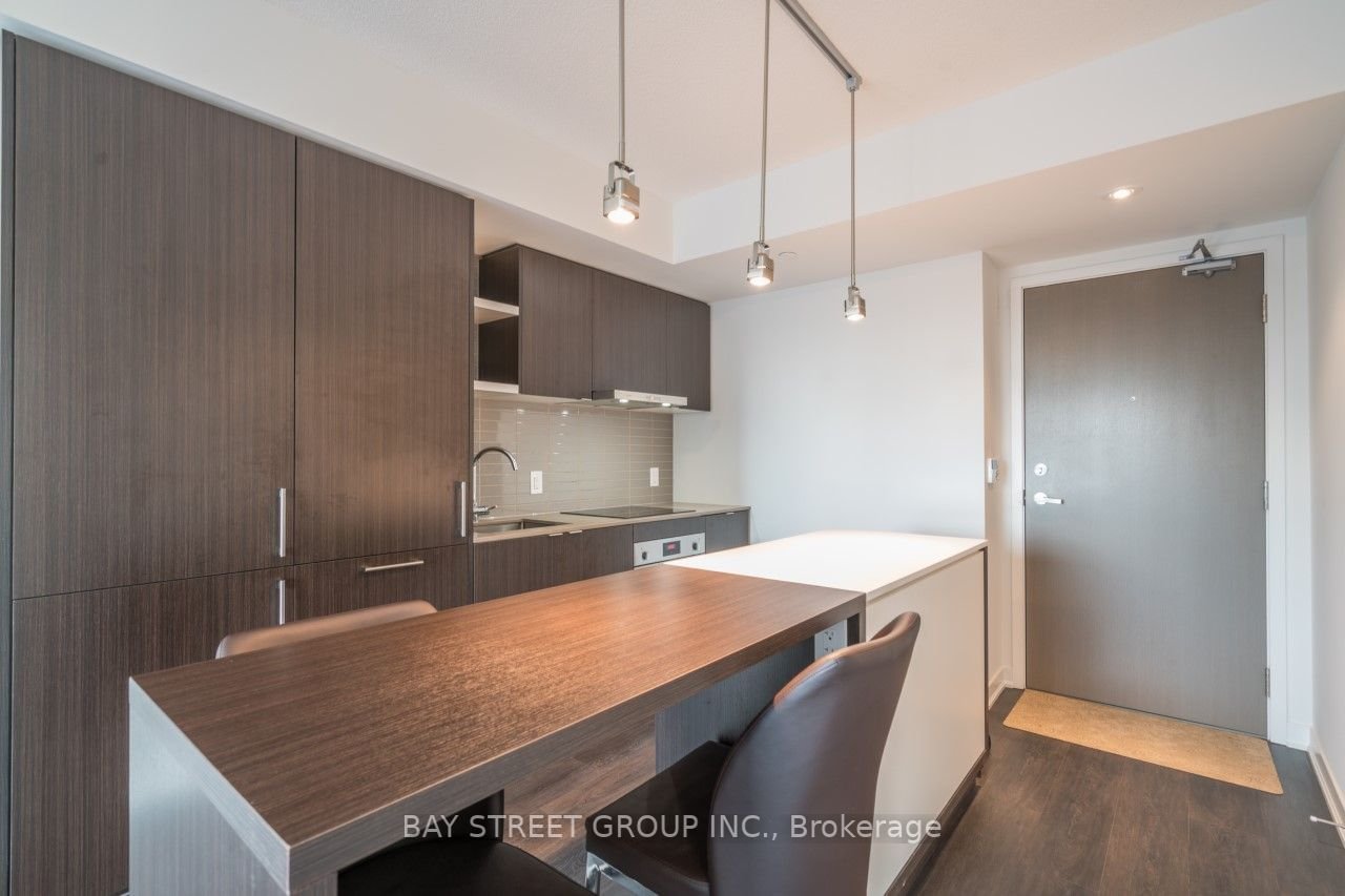 100 Harbour St, unit 4503 for rent in The Waterfront - image #3