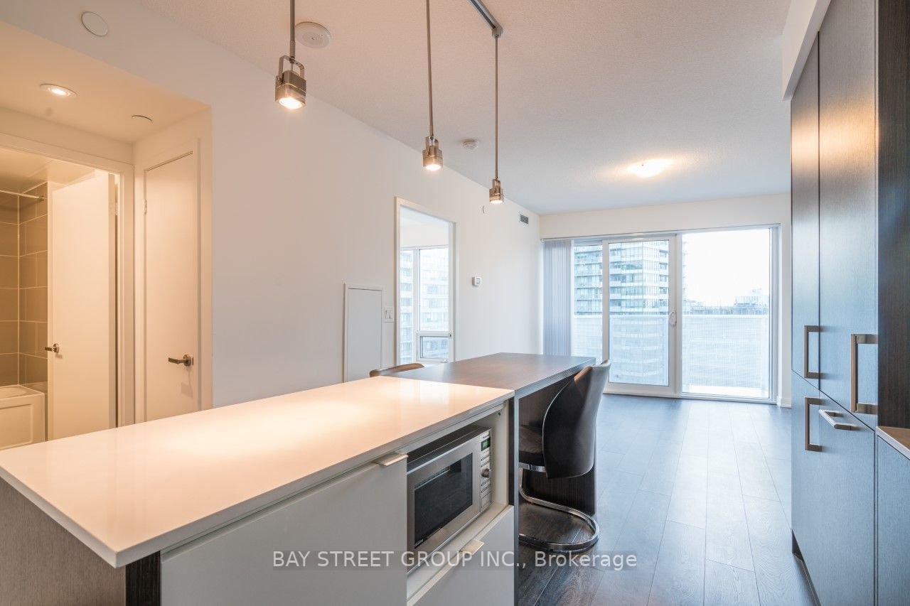 100 Harbour St, unit 4503 for rent in The Waterfront - image #4