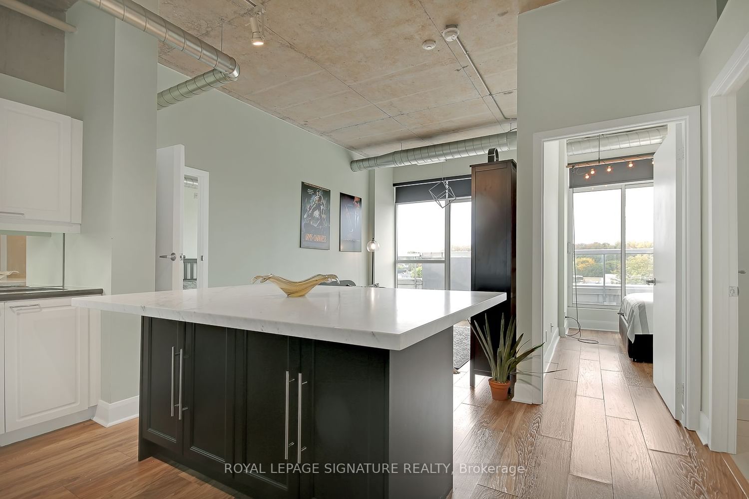 955 Queen St W, unit Ph08 for rent - image #5